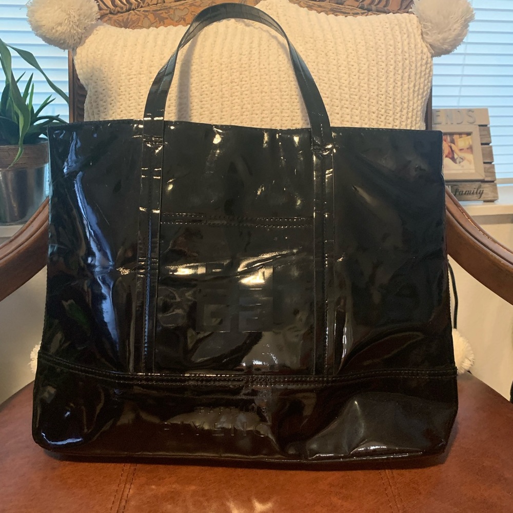 Black givenchy tote